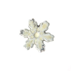 Snowflake charm