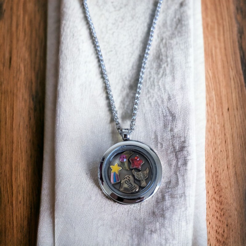 Small round locket necklace Small round locket necklace