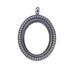 Oval locket necklace