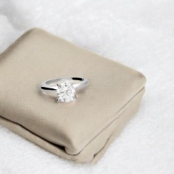 Moissanite single Solitaire Ring