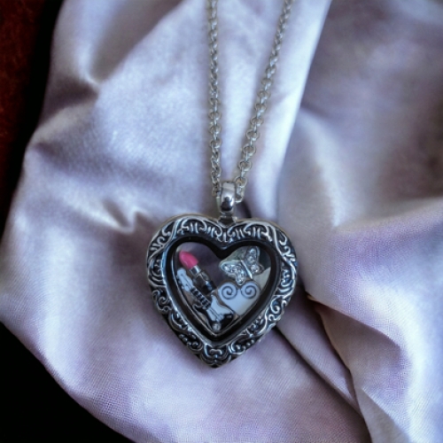 Filigree Heart Memory Locket